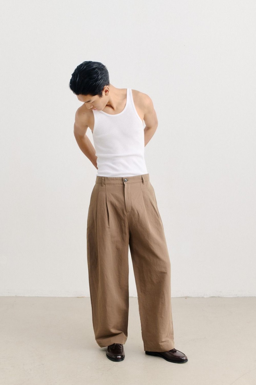 A Kind of Guise Flexible Wide Trousers