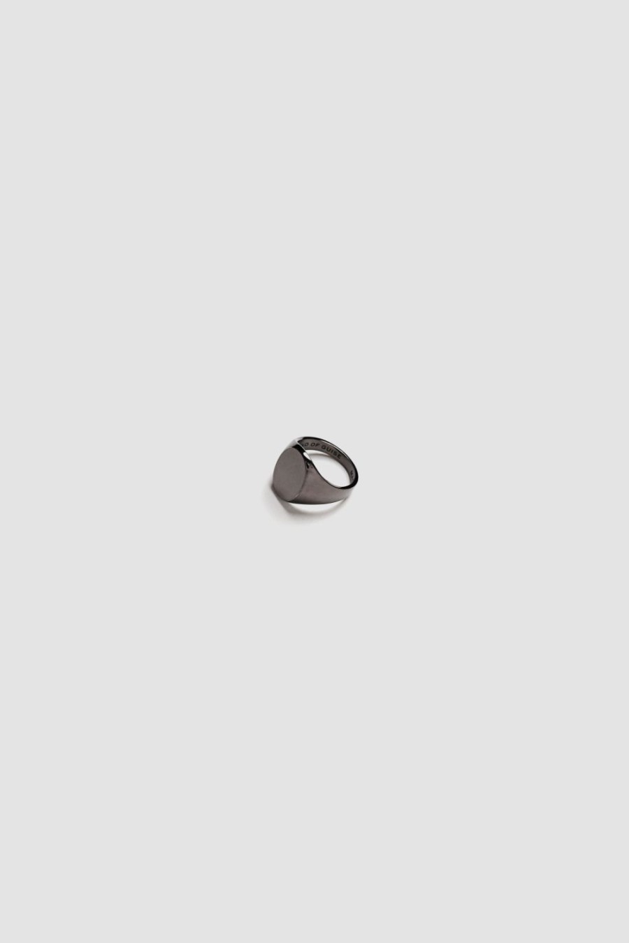 A Kind of Guise Signet Ring Black